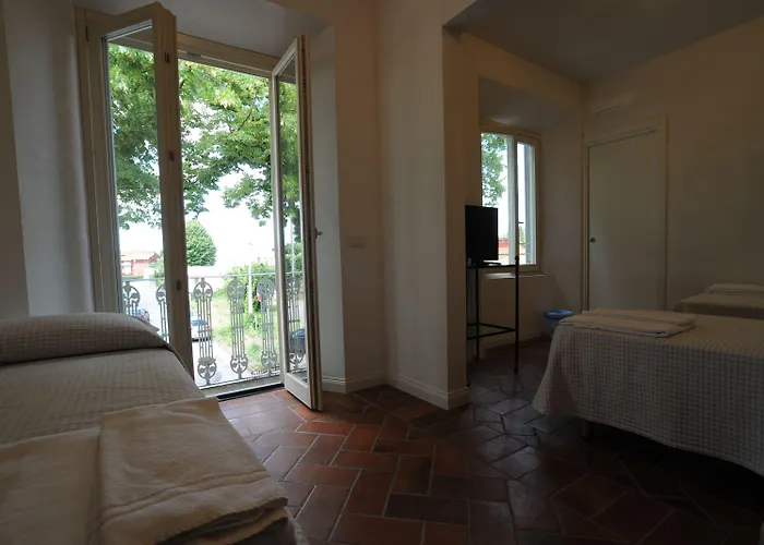 La Di Adele - Il Giardinetto לינה וארוחת בוקר סקרפריה